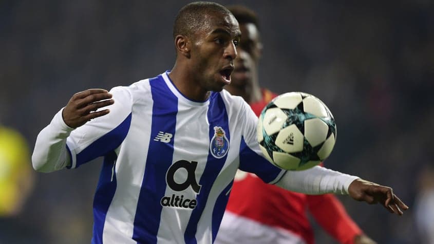 Ricardo Pereira lateral do Porto