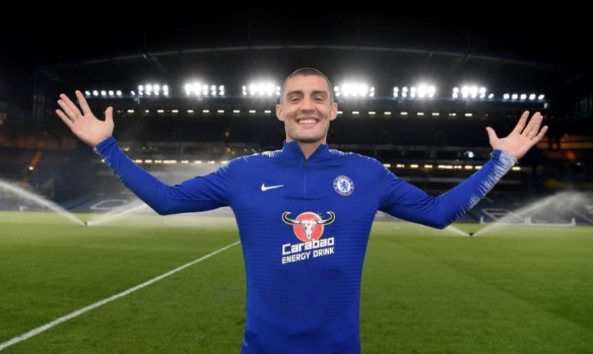 O croata Kovacic, que estava insatisfeito no Real Madrid, foi apresentado nesta quinta-feira no Chelsea.