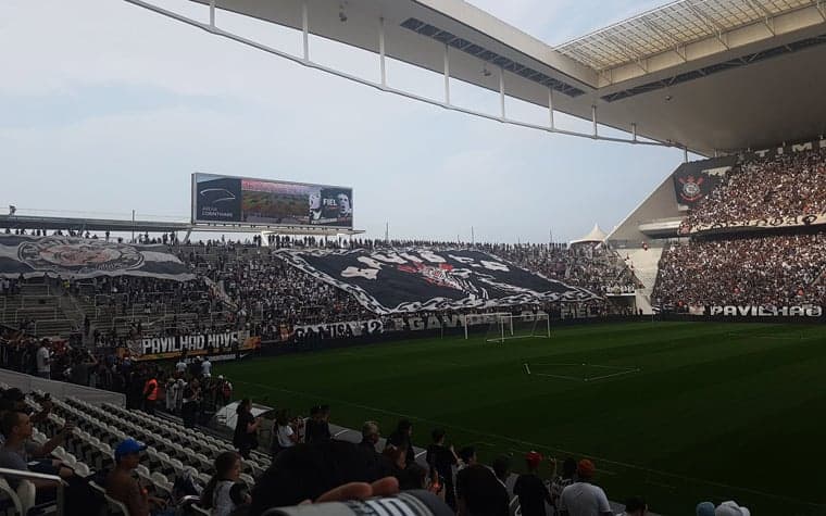 Treino aberto - torcida do Corinthians