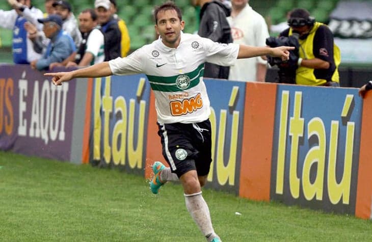 Éverton Ribeiro - Coritiba 2011