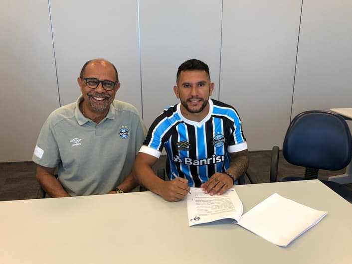 Montoya é oficializado pelo Grêmio