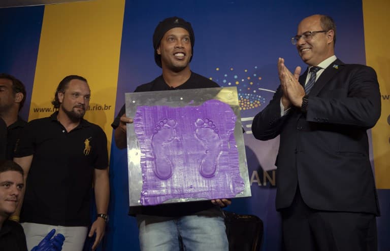 Ronaldinho na calçada da fama