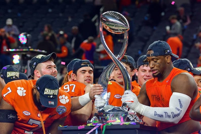 Clemson é a campeã do College Football