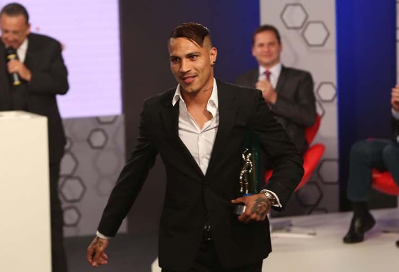 Paolo Guerrero Craque do brasileirão 2014