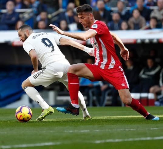 Benzema - Real Madrid x Girona