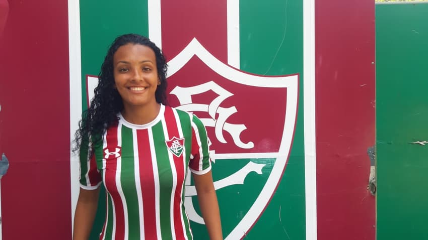 Flu Feminino Julia Elias]