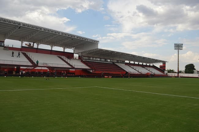 Estádio Antônio Accioly - Atlético-Go x Brusque onde assistir