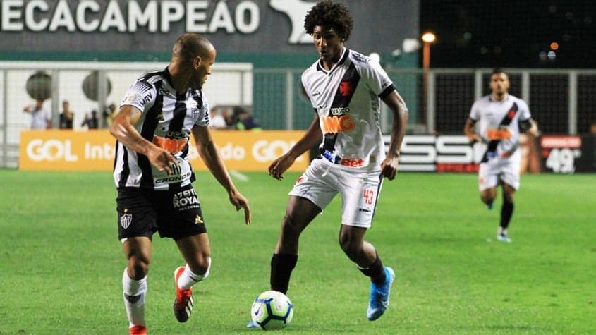 Atlético-MG x Vasco - Talles Magno