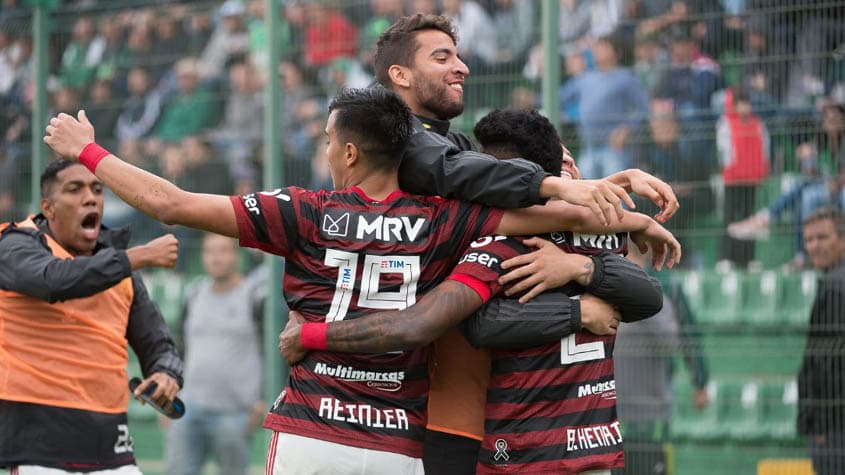 Chapecoense x Flamengo - time carioca comemora