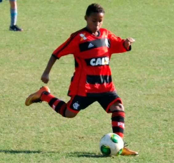 Lázaro - Base Flamengo