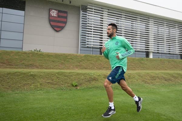 Isla - Flamengo - treino