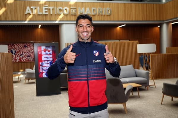 Suárez em seu primeiro dia no Atlético de Madrid