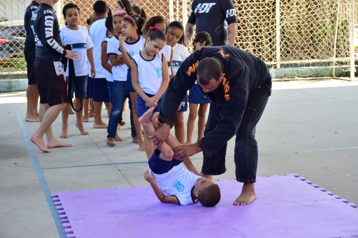 Arar foi responsável pela implementação do Projeto Escola de Lutas nas escolas do município (Foto: divulgação)