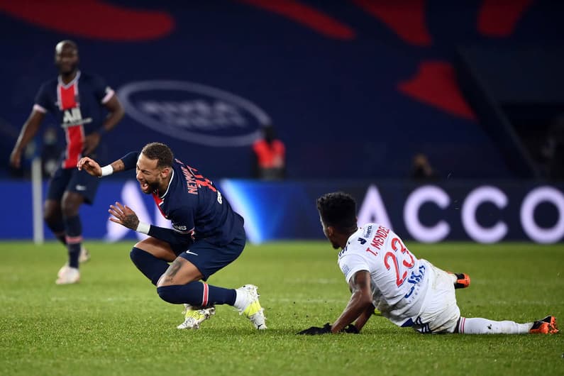 PSG x Lyon - Lesão Neymar