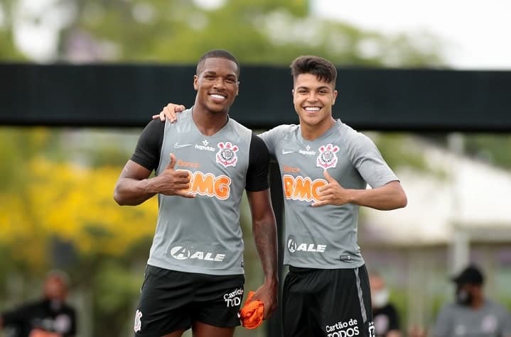 Xavier e Roni - Treino Corinthians