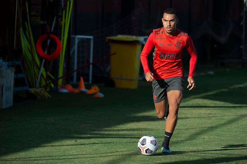 Matheuzinho - Treino Flamengo - Corinthians