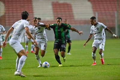 O Coelho foi derrotado pela segunda rodada seguida, não evitando a melhor qualidade do Galo