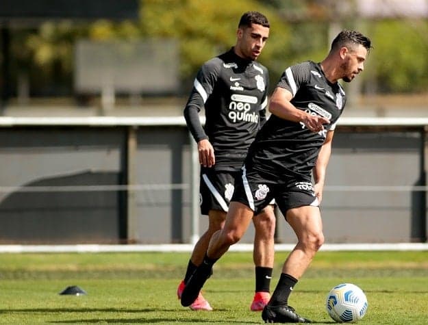 Giuliano - Treino Corinthians