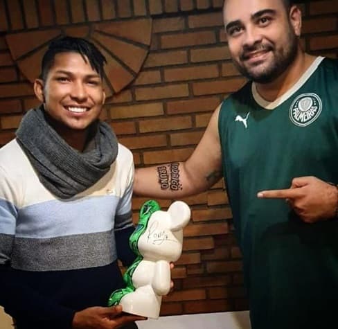 Rony Artista Plástico Palmeiras