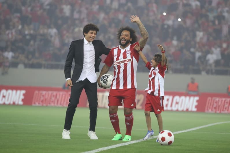 Apresentação de Marcelo no Olympiacos