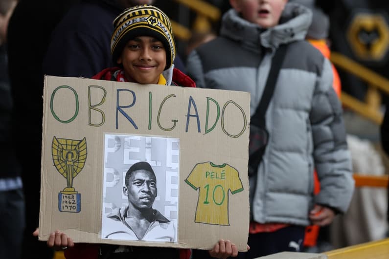 Wolverhampton x Manchester United- Homenagem a Pelé