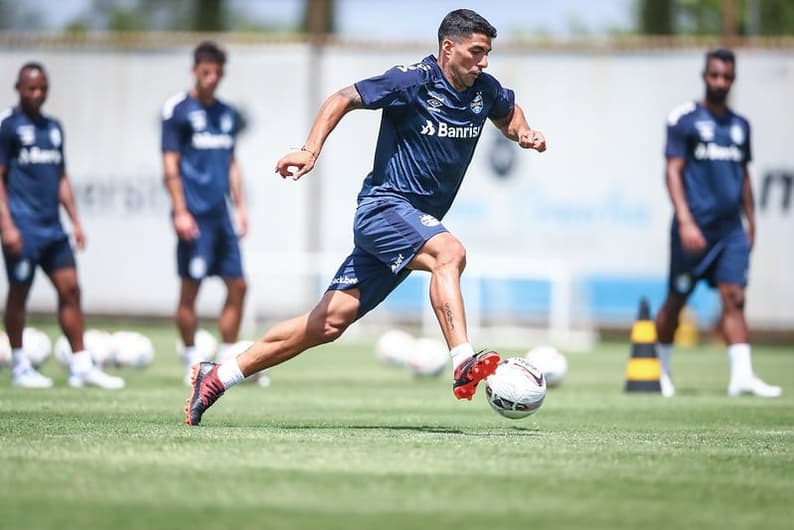 Luis Suárez em treino no Grêmio