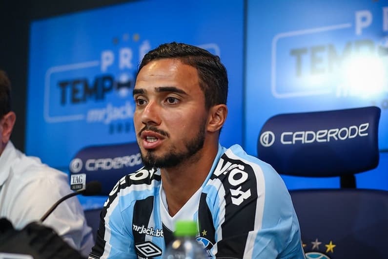 Fábio em apresentação no Grêmio