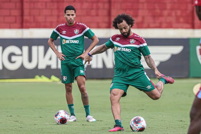 Marcelo - treino no Fluminense