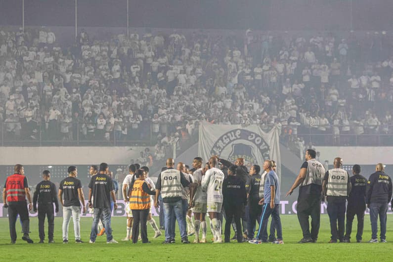 CAMPEONATO BRASILEIRO 2023: SANTOS FC X CORINTHIANS