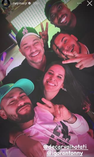 Neymar-recebe-amigos-em-Mangaratiba-no-Rio-Foto-Reproducao