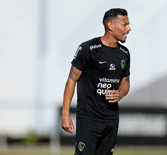 Ruan pode substituir Rojas no Corinthians contra o São Paulo, pela Copa do Brasil