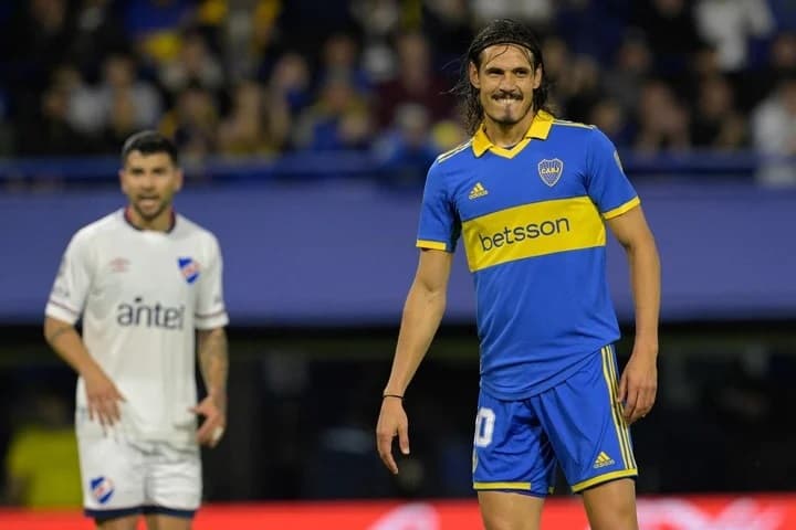 cavani-frisa-sensacao-incrivel-em-estreia-no-boca-juniors-Futebol-Latino