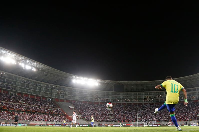 Neymar deu duas assistências nos primeiros jogos de Fernando Diniz à frente da Seleção Brasileira