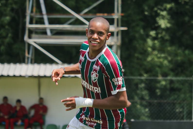 Matheus Reis - Fluminense