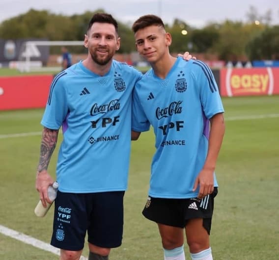 Messi-e-Echeverri