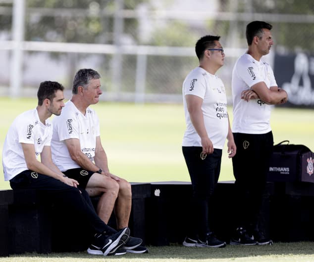 Marco-Aurelio-Melo-Walmir-Cruz-Leonardo-Hirao-Alex-Dias-Bruno-Mazziotti-Corinthians