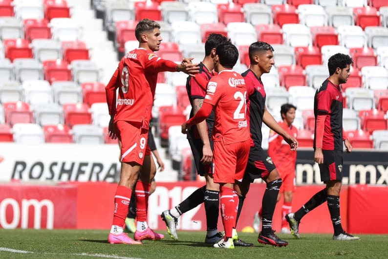 Toluca-Pedro-Raul-Corinthians