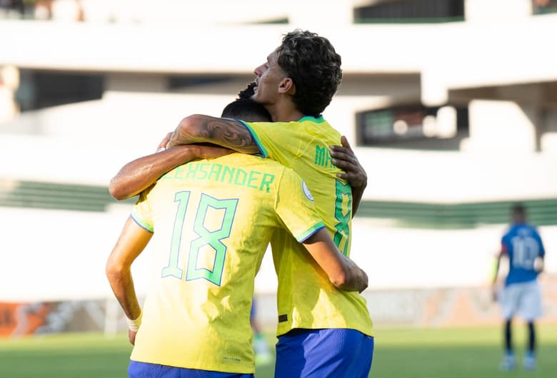 brasil-equador-marlon-gomes