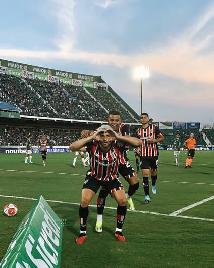 Calleri-Guarani-São-Paulo-Paulistão