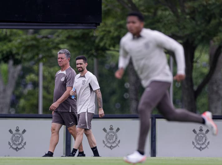 Igor-Coronado-Walmir-Cruz-Corinthians