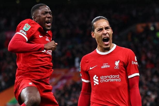 Van Dijk &#8211; Copa da Liga Inglesa