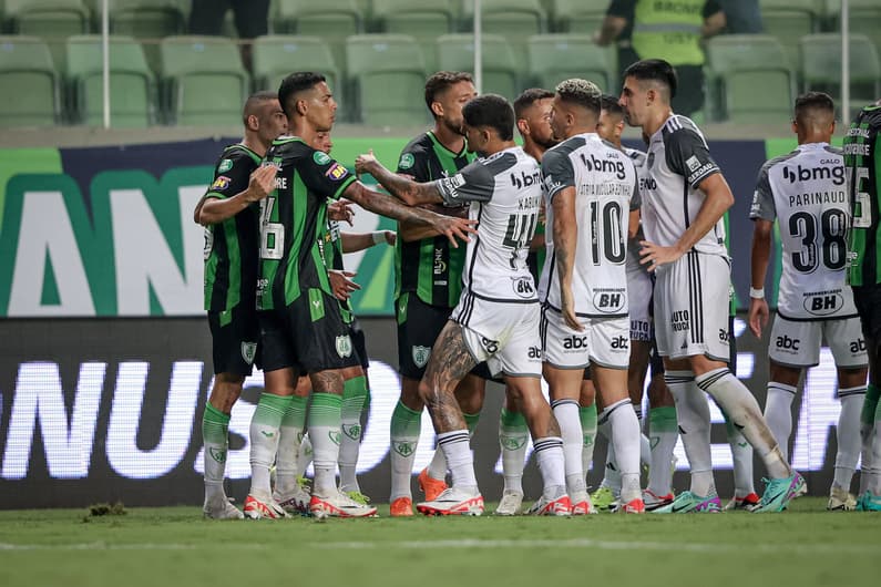 Em jogo de ânimos exaltados, as equipes empataram na partida pela fase de grupos (Foto: Pedro Souza / Atlético-MG)