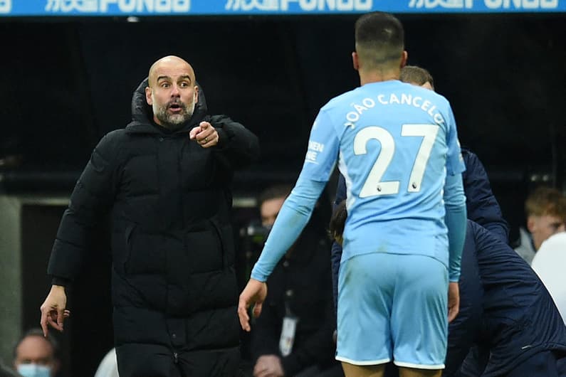 Guardiola e João Cancelo - Manchester City