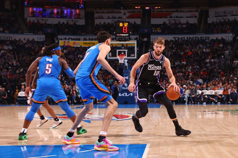 Sacramento Kings v Oklahoma City Thunder