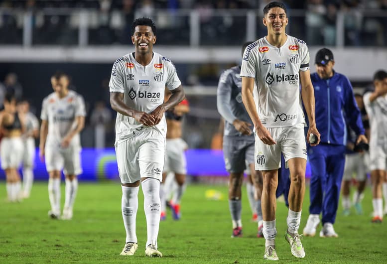 Vila Nova x Santos é o destaque dos jogos de hoje. Foto: Reinaldo Campos/AGIF