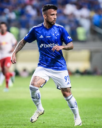 Matheus Henrique buscsa titularidade no Cruzeiro - Foto: Gustavo Aleixo/Cruzeiro