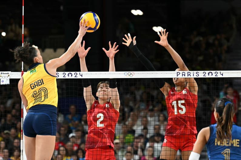 VOLLEYBALL-OLY-PARIS-2024-BRA-JPN