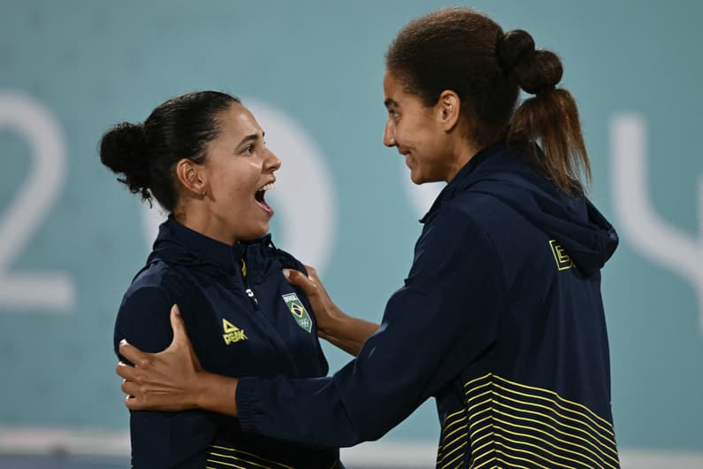 BEACH VOLLEYBALL-OLY-PARIS-2024-MEDALS Ana Patrícia