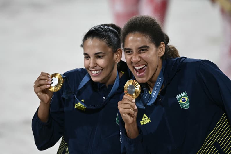 BEACH VOLLEYBALL-OLY-PARIS-2024-MEDALS Brasil