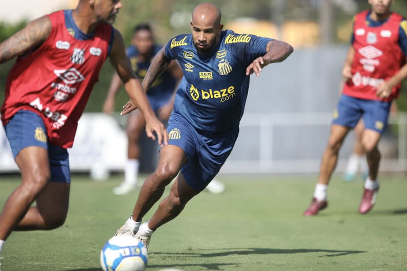 SANTOS, TREINO